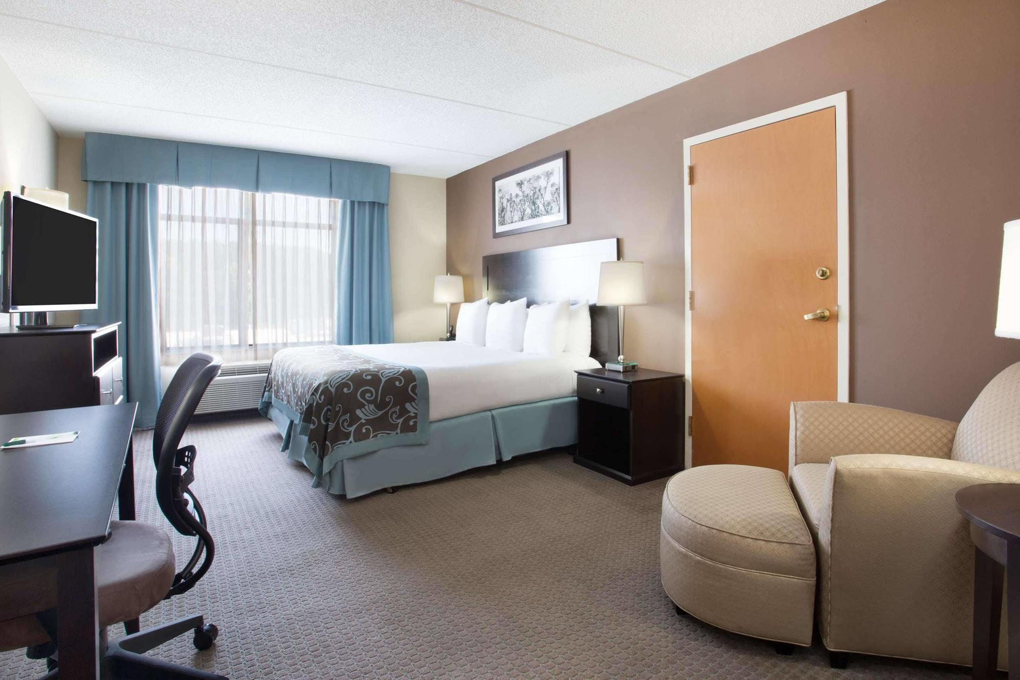 Wingate By Wyndham Garner/Raleigh South Hotel Buitenkant foto